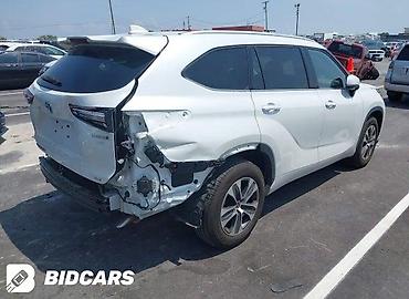 subaru cross: Toyota Highlander: 2022 г., 2.5 л, Автомат, Гибрид, Кроссовер — 4