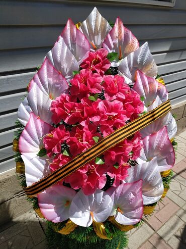 саженцы роз в бишкеке: Венок на 9 МАЯ
Для возложения к памятнику
Высота 160см