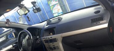 Opel: Opel Astra H Caravan (universal) –1.3 dizel Xüsusiyyətlər: - Kuzov — 5