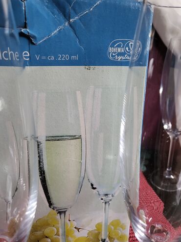 Čaše: Case nove Bohemija kristal,vintaz za vino. Komada 6 u ceni na lalafo.rs — 3 Čaše: Case nove Bohemija kristal,vintaz za vino. Komada 6 u ceni — 3