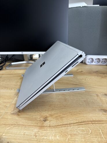 Digər noutbuklar və netbuklar: Intel Core i7, 8 GB, 15 " — 9