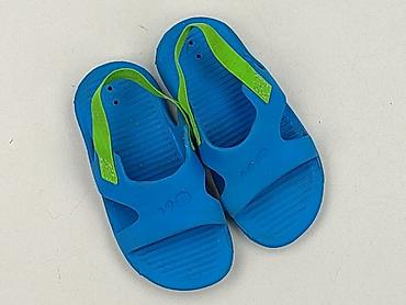 klapki carini: Kapcie Decathlon, 22, Używany — 1