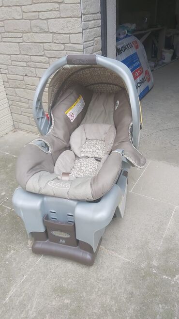 столики для автокресел: Graco uşaq avtomobil oturacağı və baza dəsti - Marka/model: Graco