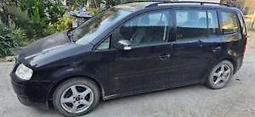 auto crni leskovac: TOURAN DELOVI 1.6 FSI | Kompletan auto u delovima ispravan vozno — 2
