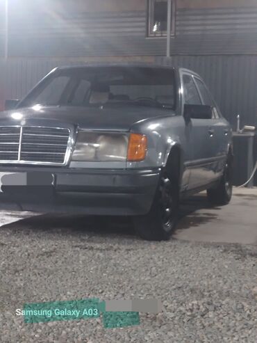 приборная панель бмв е34: Mercedes-Benz W124: 1987 г., 2.3 л, Механика, Бензин, Седан