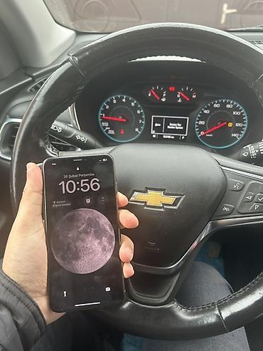 Техника и электроника: IPhone XS – Qızılı rəng - Ekran: 5.8" Super Retina OLED, incə — 1