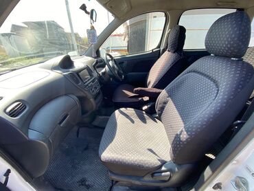 пикап машины: Toyota Funcargo: 2003 г., 1.3 л, Автомат, Бензин, Универсал