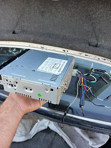 akula antena: Maşın maqnitafonu – MCX-790 Xüsusiyyətlər: - Ön paneldə idarəetmə — 3