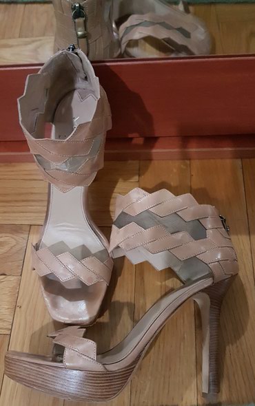 bez martinke: Sandals, 38.5