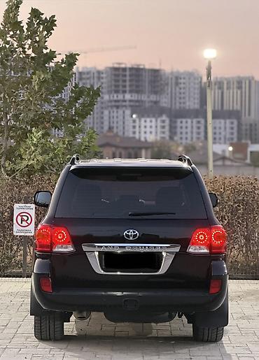 Toyota: Toyota Land Cruiser: 2013 г., 4 л, Автомат, Газ, Внедорожник — 7