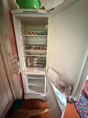 netta u: Холодильник Indesit с нижней морозильной камерой. Большой высота 2м — 2