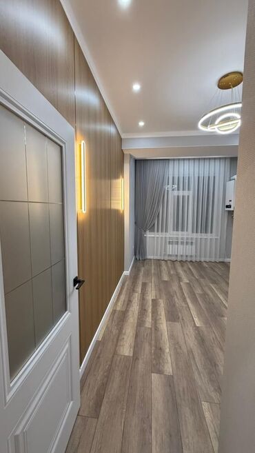 срочная продажа квартир: 1 комната, 40 м², Элитка, 2 этаж, Дизайнерский ремонт