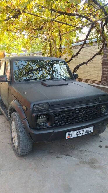 машына баткен: ВАЗ (ЛАДА) 4x4 Niva: 2004 г., 1.7 л, Механика, Бензин, Жол тандабас