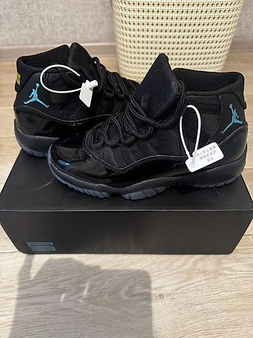 Мужская обувь: Кроссовки баскетбольные Air Jordan 11 (цвет: чёрный/голубой) - — 3