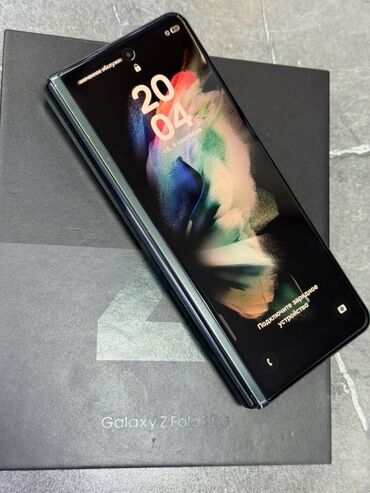 солнечная зарядка для телефона: Samsung Galaxy Z Fold 3, Б/у, 256 ГБ, цвет - Черный, 2 SIM
