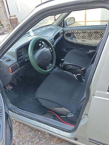 хундай аванте 1: Daewoo Nexia: 2007 г., 1.6 л, Кол менен иштөөчү, Бензин, Седан — 4