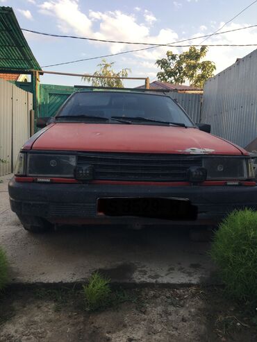 nissan овод: Nissan Sunny: 1984 г., 1.5 л, Механика, Бензин, Универсал