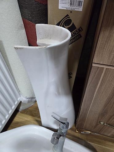 бак для воды в квартиру: Keramik ayaqüstü lavabo dəsti - Material: sanitar keramika - — 2