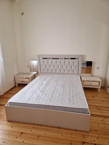 ağ divan: Mebel dəsti – qonaq və yataq otağı üçün tam komplekt Qonaq otağı: - — 4