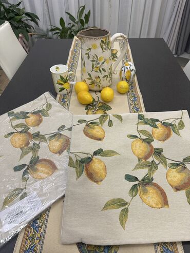 Другой декор и предметы интерьера: Раннер на стол 140 на 40 см ! Также есть наволочки 45 на 45 . Испания — 4