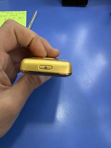 nokia 7: Nokia < 2 GB Memory Capacity, rəng - Qızılı, Düyməli — 8