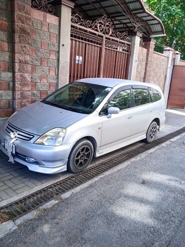 панель торпедо камри 30: Honda Stream: 2000 г., 2 л, Автомат, Бензин, Минивэн