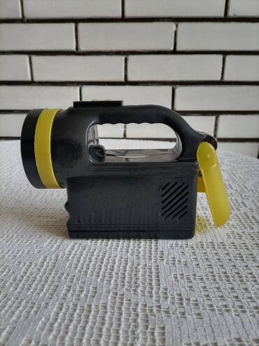 Lov i ribolov: Retro baterijska lampa - stara preko 20 godina Stara sigurno — 3