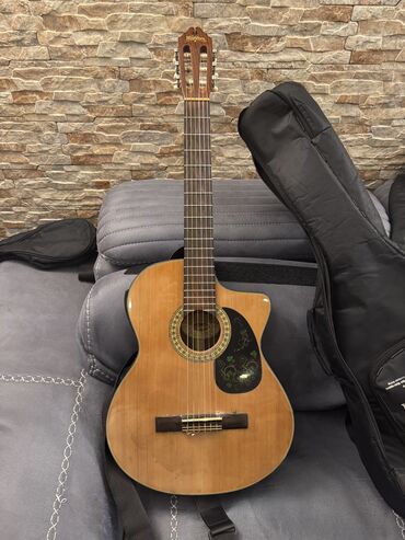 klassik gitar: Klassik gitara, İşlənmiş