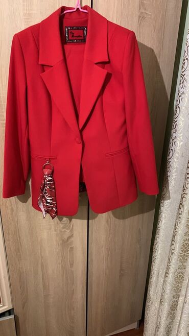 пиджак красный: Брючный костюм, Прямые, Пиджак, Турция, Осень-весна