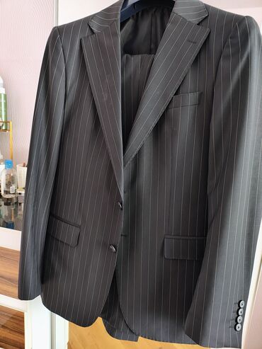Костюмы: Kiqilli (Kiğılı) klassik kişi kostyumu – xətlərli (pinstripe) dizayn