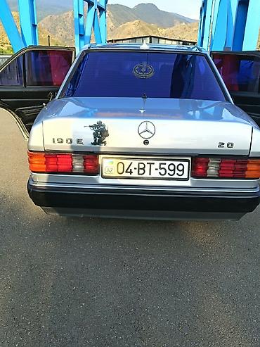 cpm bufersiz 07: Mercedes-Benz 190 (W201): 2 л | 1992 г. Седан — 1