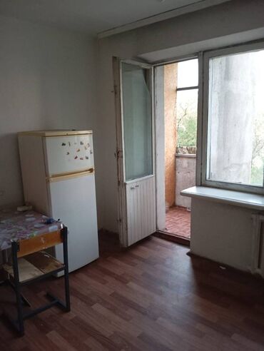 Продажа комнат: 14 м², Без мебели