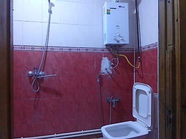 снять жилье в баку: Kirayə verilir – mənzildə otaq Təsvir: - İşıqlı yataq otağı: iki tək — 2