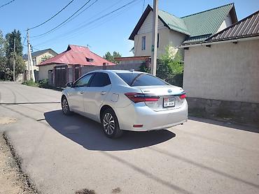 Toyota Corolla: 2019 г., 1.8 л, Вариатор, Бензин, Седан