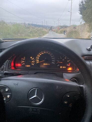 Mercedes-Benz: Mercedes-Benz E-Class W210 CDI sedan - Gümüş (silver) rəng, sedan — 9