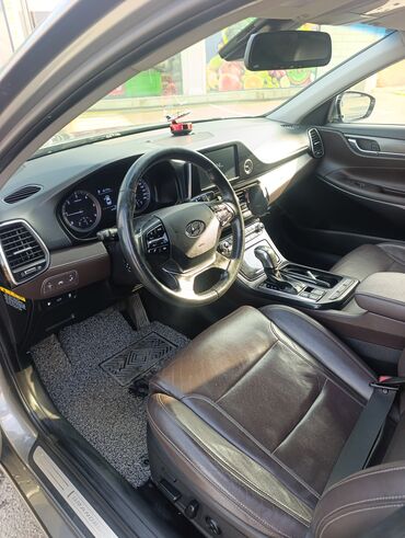 Hyundai: Hyundai Grandeur sedan - Korpus: Boz rəng, dinamik və axıcı sedan — 6
