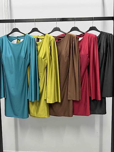 mango haljine: Haljina 2500 din
S M L — 5