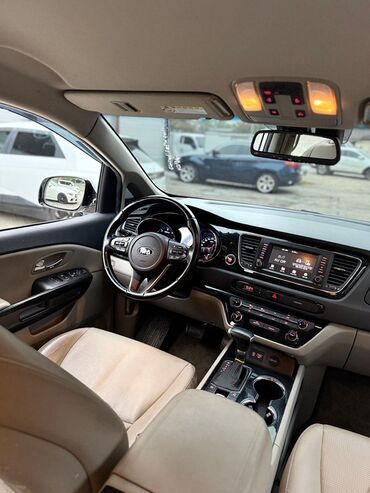 Kia: Kia Carnival: 2019 г., 2.2 л, Автомат, Дизель, Минивэн — 7