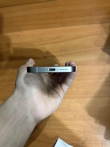 lphone x: IPhone 15 Pro, Б/у, 256 ГБ, Natural Titanium, Чехол, 80 % — 4