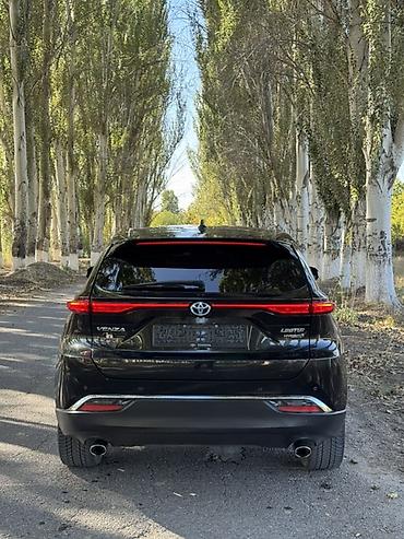 Toyota: Toyota Venza: 2021 г., 2.5 л, Вариатор, Гибрид, Кроссовер — 2