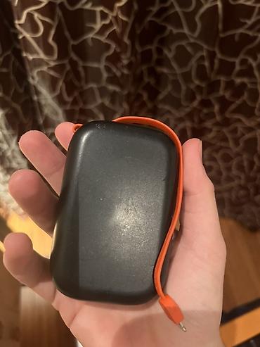 flinc power bank: Daşıma üçün kompakt portativ enerji bankı (powerbank) - Rəng: qara — 2