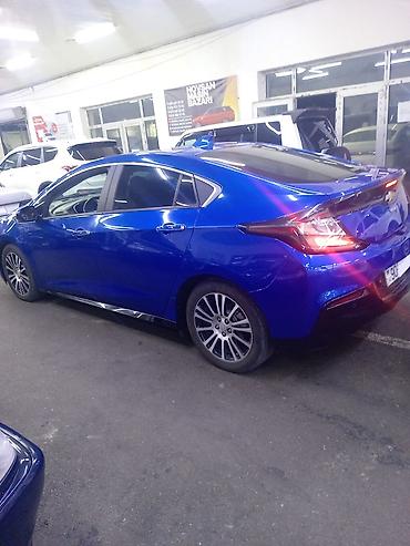 sevrolet kruz: Chevrolet Volt: 1.5 l | 2015 il 120000 km Sedan — 1