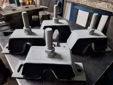 Ostalo: Gumeni nosač motora za minibager Kubota KX 🛠️ Gumeni nosač motora za — 12