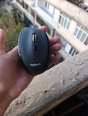 Printerlər: Logitech mause . kompüter taxilan parca itib .real alıcılar yazsin