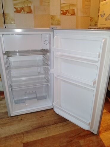мини холодильник: Холодильник Однокамерный