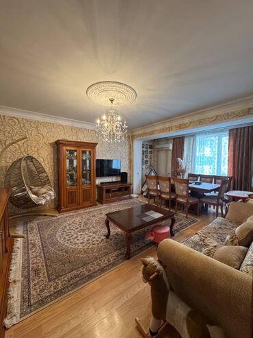 Köhnə tikili: Bakı, 4 otaqlı, Köhnə tikili, m. Neftçilər, 113 kv. m — 1