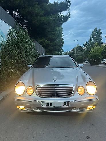 mercedes e220 cdi: Mercedes-Benz E 220: 2.2 l | 2000 il Sedan — 5