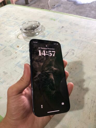 yarı tikli: IPhone 12, 64 GB