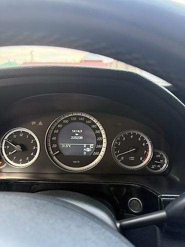infiniti 35: Mercedes-Benz E-Class: 2010 г., 3.5 л, Автомат, Бензин, Седан — 10