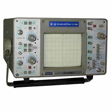roland e 40: Б/у, Инструментальный, 10 Вт, Класс: AB, Каналов: 2 — 7